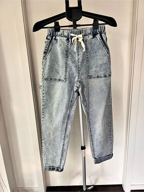 Boyfriend Jeans in Blue Size Small Like New
